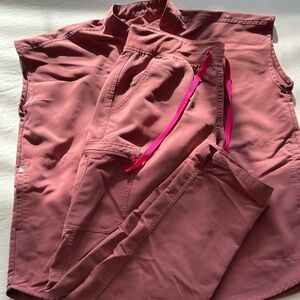 FIGS Mauve Scrub set